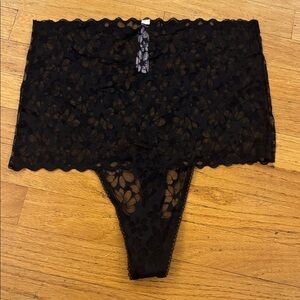 Victoria's Secret High Waist Thong Sheer Floral Mesh Black Medium NWT